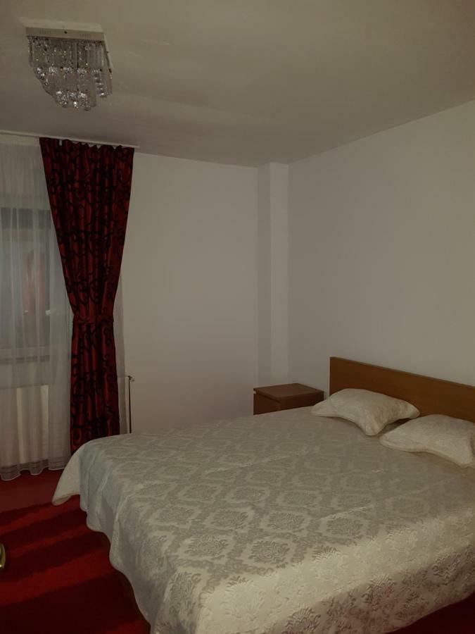 Hotel Casa Piri Anina Zewnętrze zdjęcie